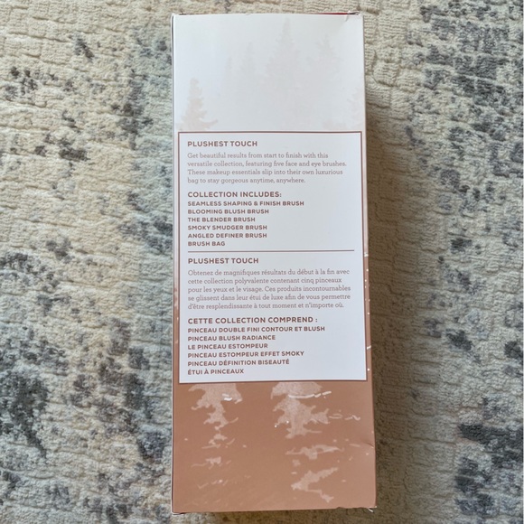 bareMinerals brush set Plushest Touch - Picture 3 of 5